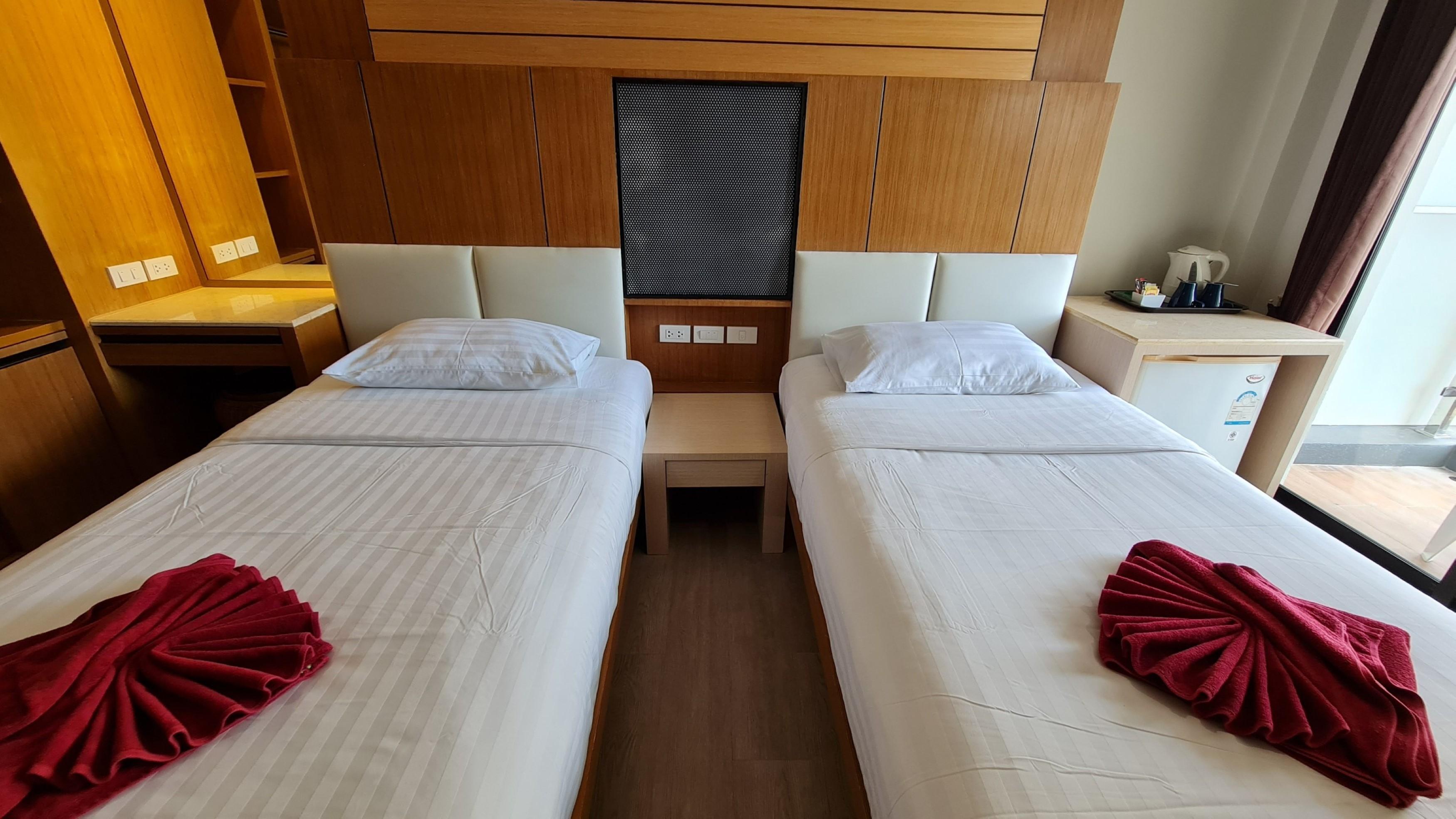 Room Actually Karon Exterior foto