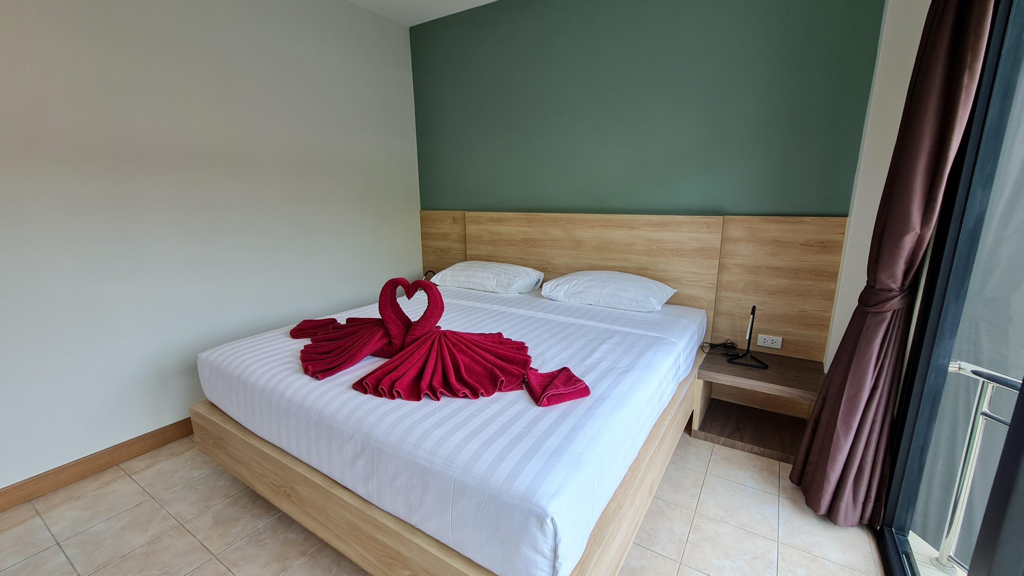 Room Actually Karon Exterior foto
