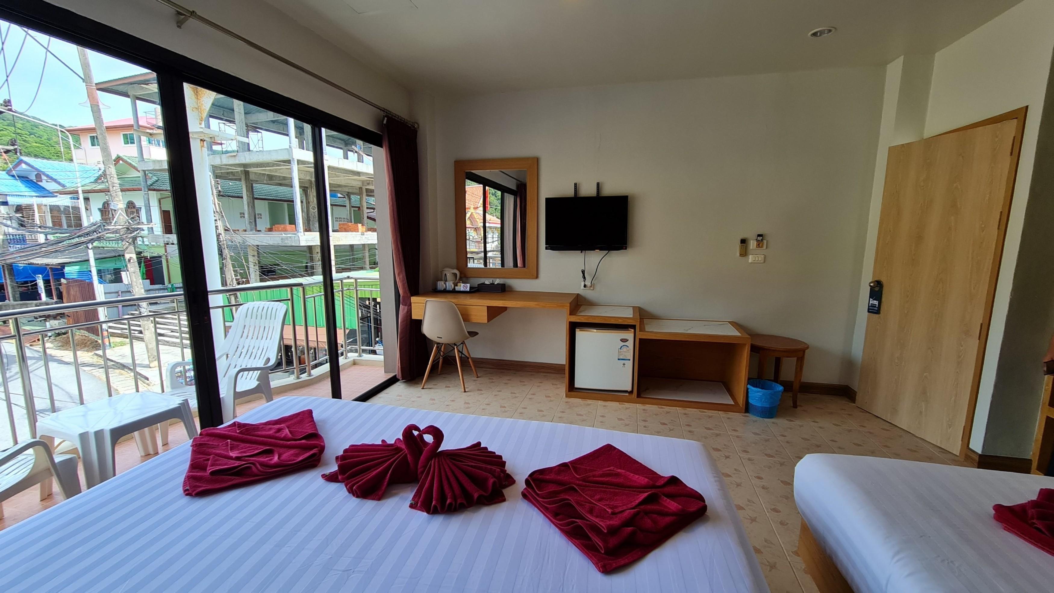 Room Actually Karon Exterior foto