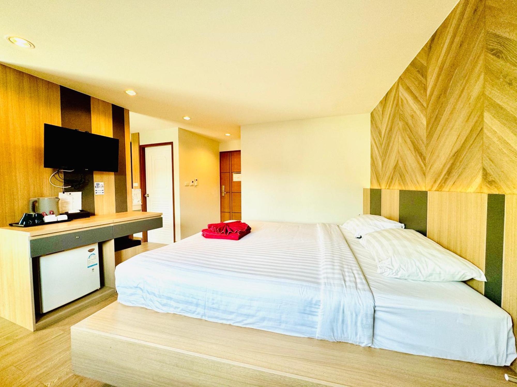 Room Actually Karon Exterior foto